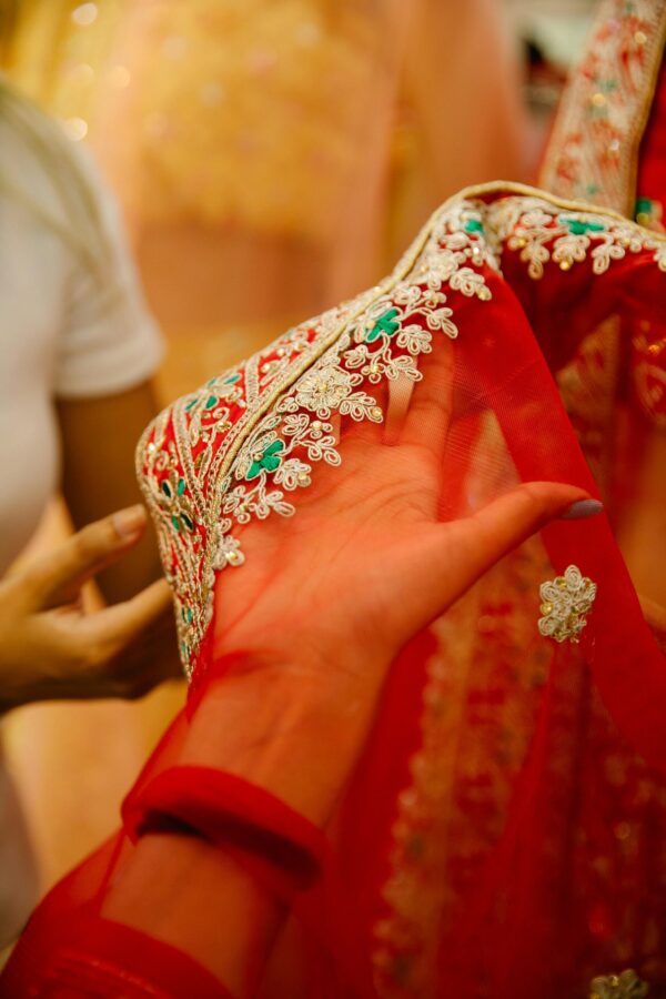 Net saree